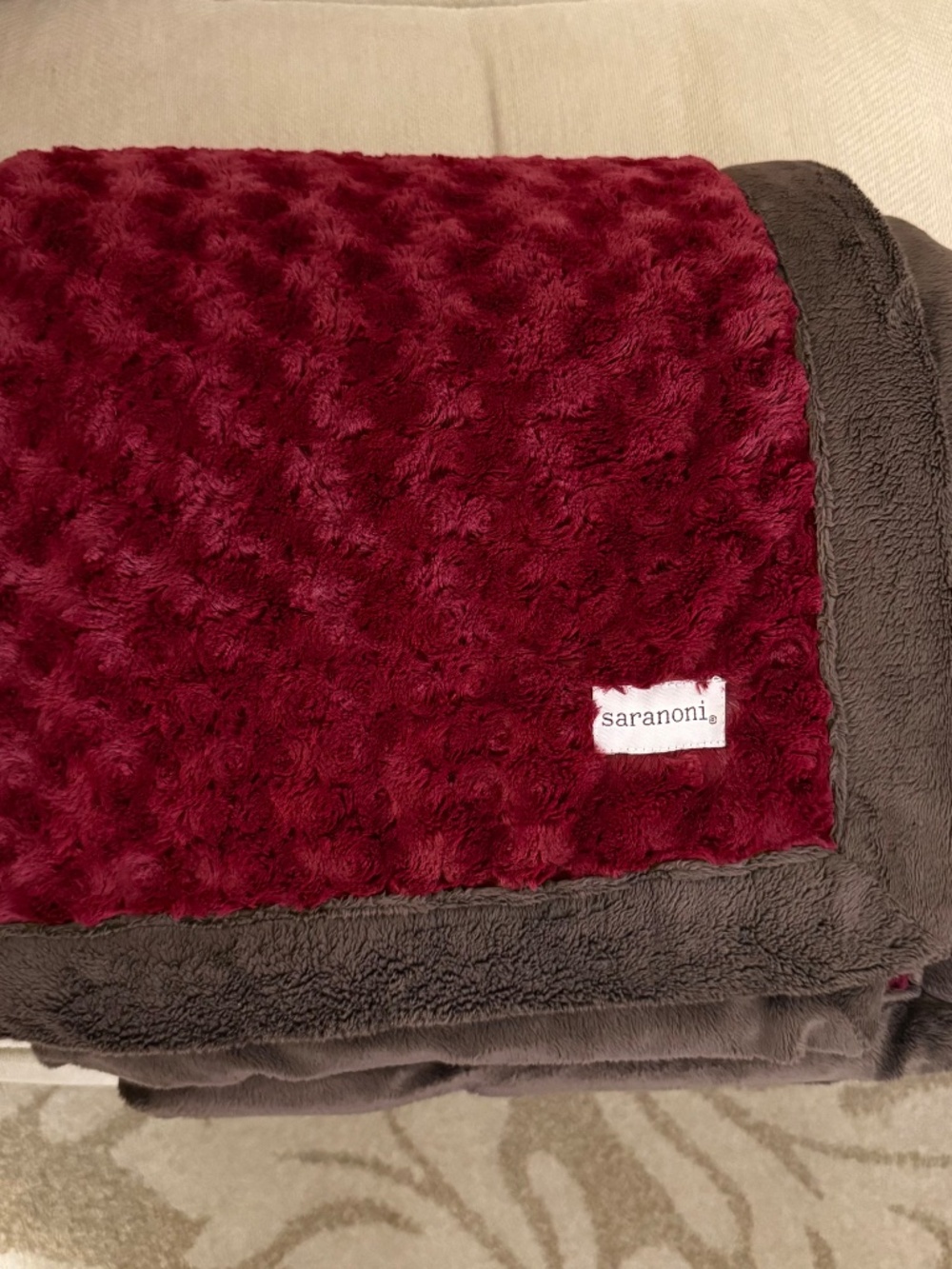 Saranoni Lush Microfiber Adult 50x60 Throw Blanket | Burgundy Maroon Brown